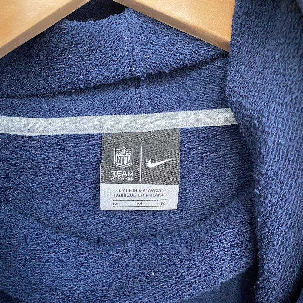 Nike Seattle Seahawks Funnel Neck Hooded Sweatshirt, Size Women’s Medium… - Picture 3 of 5